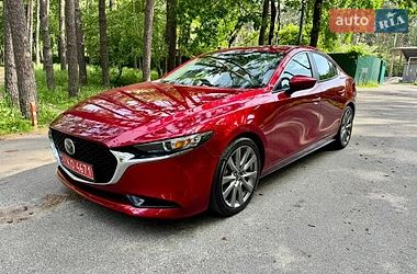 Mazda 3  2019