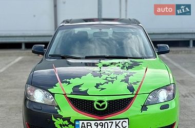 Mazda 3  2004