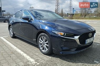 Mazda 3  2019
