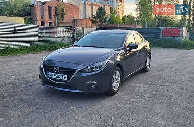 Mazda 3  2015