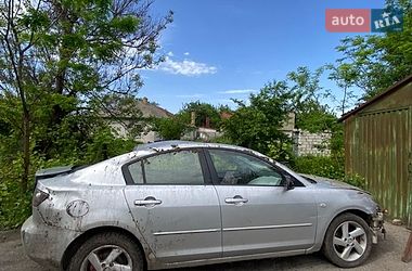 Mazda 3  2005