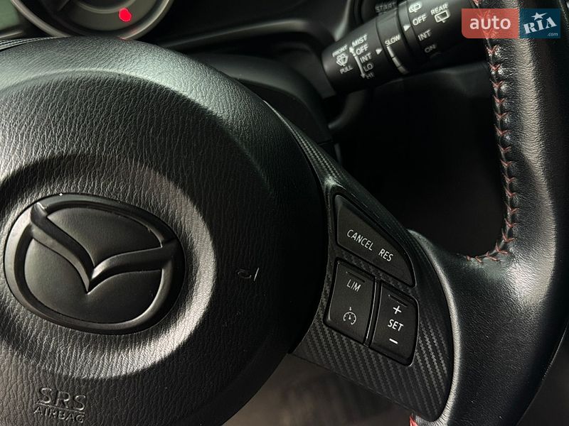 Хэтчбек Mazda 3 2016 в Харькове