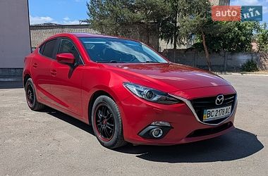 Mazda 3  2016