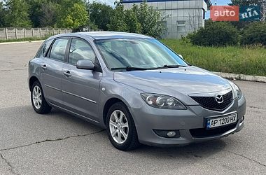 Mazda 3  2004