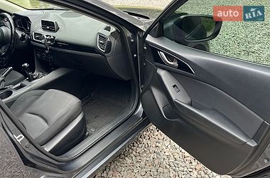 Седан Mazda 3 2016 в Києві фото 14 Седан Mazda 3 2016 в Києві