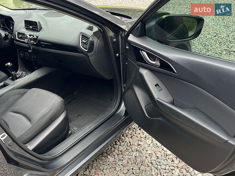 Седан Mazda 3 2016 в Києві фото 14 Седан Mazda 3 2016 в Києві