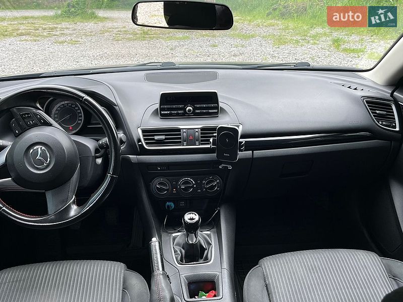 Седан Mazda 3 2016 в Києві фото 16 Седан Mazda 3 2016 в Києві