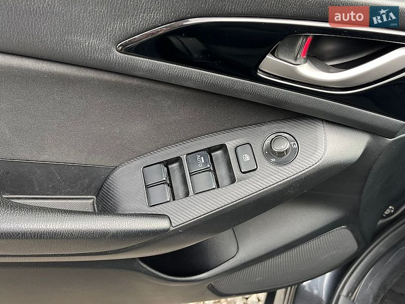 Седан Mazda 3 2016 в Києві фото 17 Седан Mazda 3 2016 в Києві