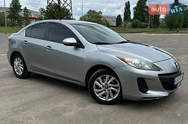 Mazda 3  2013