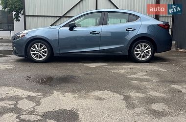 Mazda 3  2015