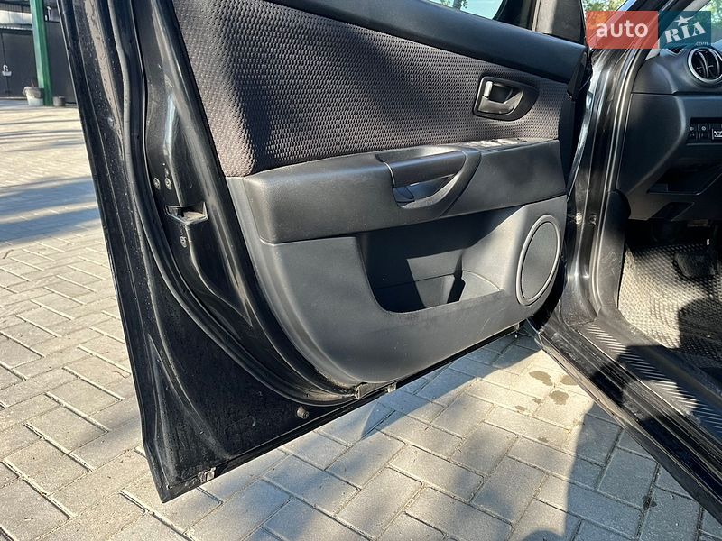 Седан Mazda 3 2007 в Запорожье