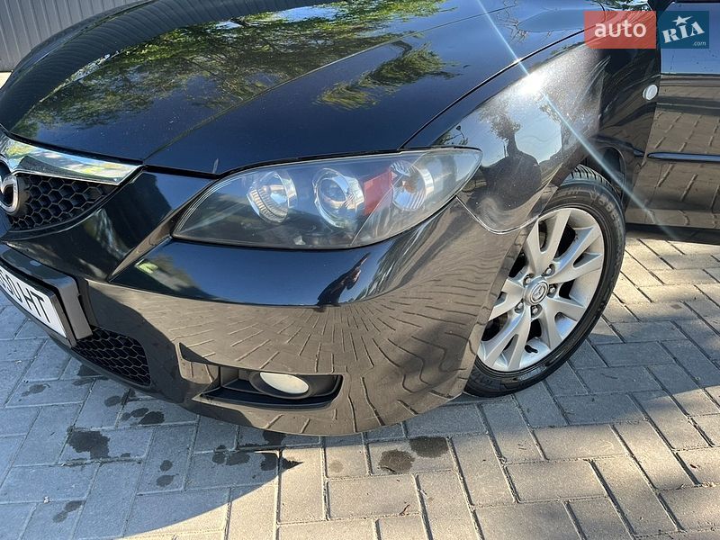 Седан Mazda 3 2007 в Запорожье