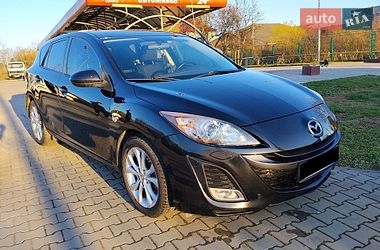 Mazda 3  2010