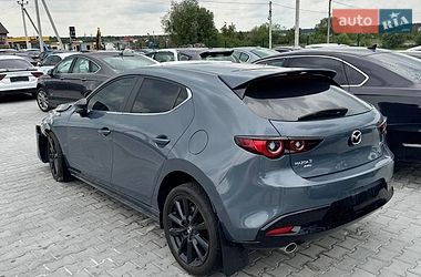Mazda 3  2024