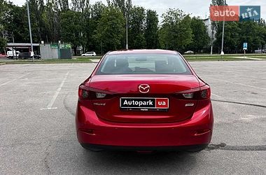 Седан Mazda 3 2016 в Запоріжжі