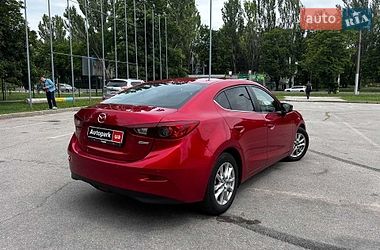 Седан Mazda 3 2016 в Запоріжжі