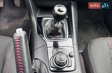 Седан Mazda 3 2016 в Запоріжжі