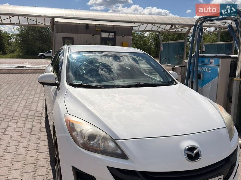 Хэтчбек Mazda 3 2010 в Кривом Роге фото Хэтчбек Mazda 3 2010 в Кривом Роге