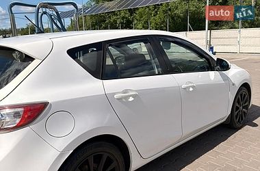 Хэтчбек Mazda 3 2010 в Кривом Роге фото 5 Хэтчбек Mazda 3 2010 в Кривом Роге