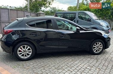 Хэтчбек Mazda 3 2016 в Дубно