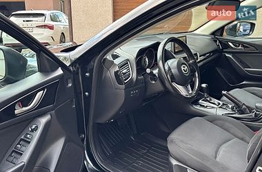 Хэтчбек Mazda 3 2016 в Дубно