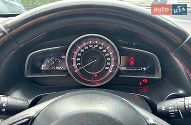Хэтчбек Mazda 3 2016 в Дубно