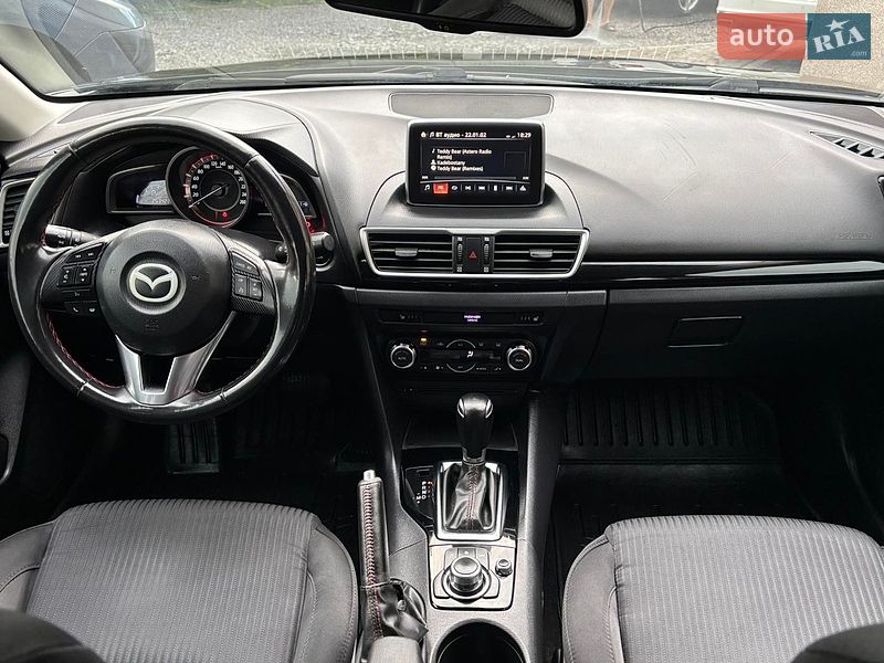 Хэтчбек Mazda 3 2016 в Дубно