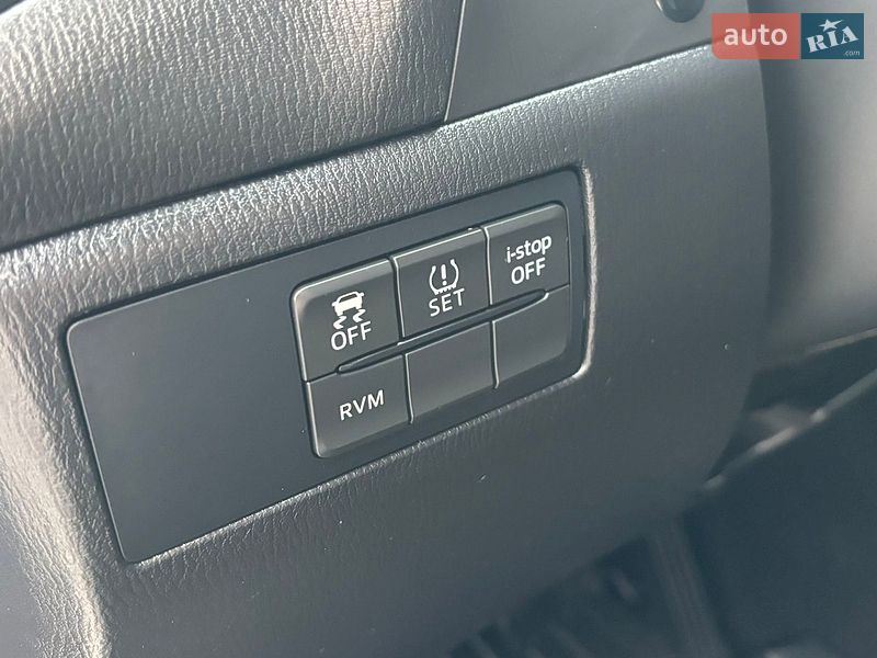 Хэтчбек Mazda 3 2016 в Дубно