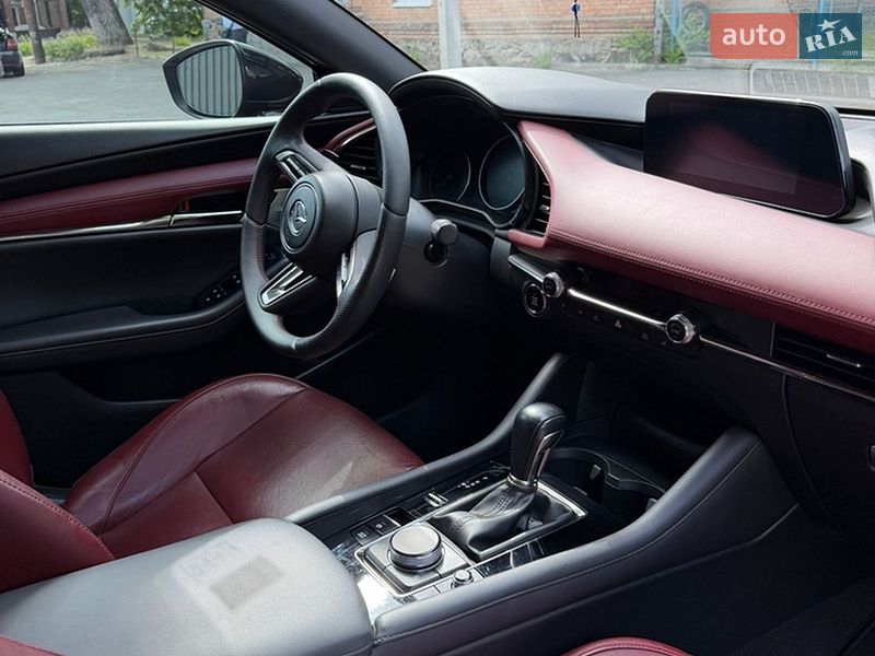 Хэтчбек Mazda 3 2021 в Кропивницком
