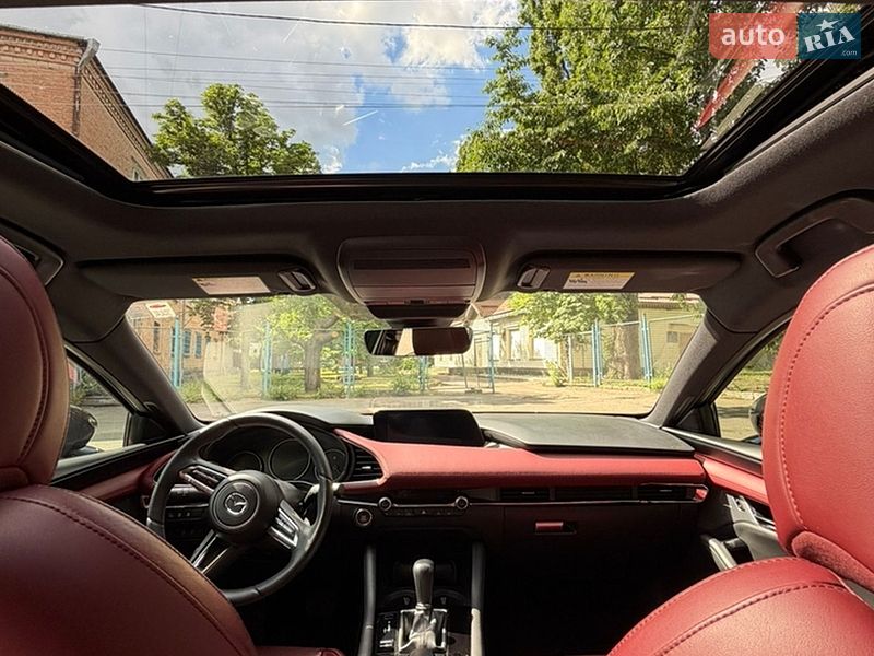 Хэтчбек Mazda 3 2021 в Кропивницком