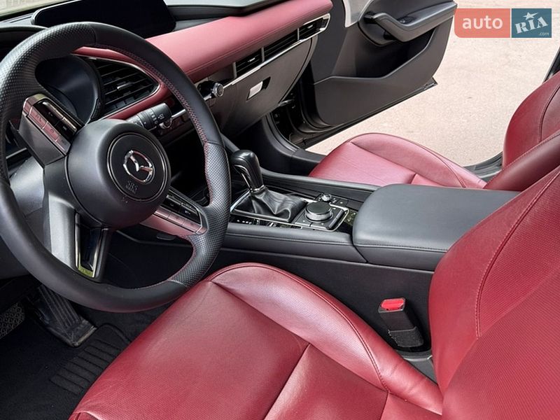 Хэтчбек Mazda 3 2021 в Кропивницком