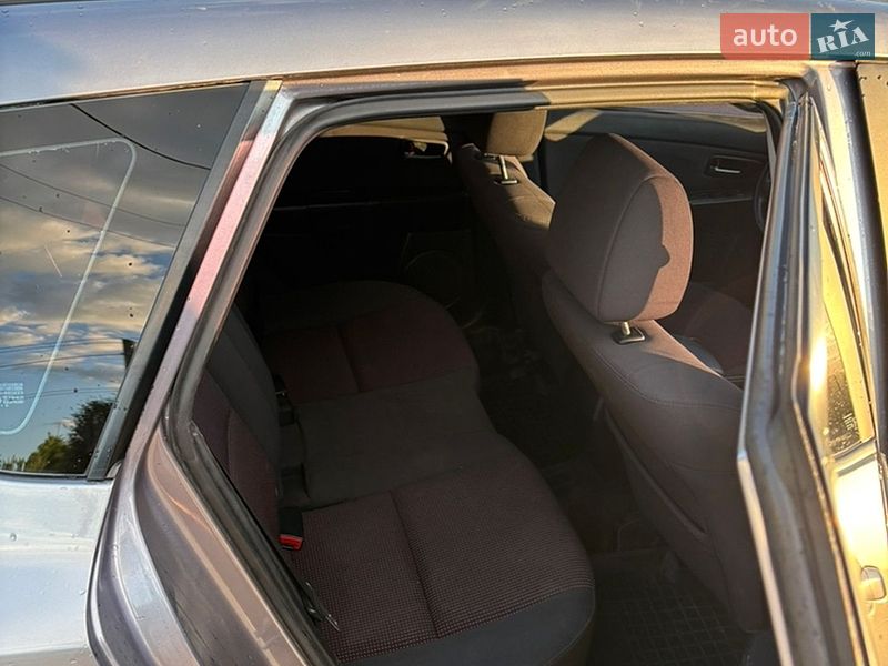 Хэтчбек Mazda 3 2003 в Полтаве