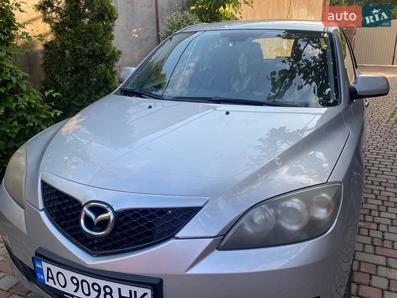 Хетчбек Mazda 3 2007 в Мукачевому