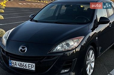 Mazda 3  2009