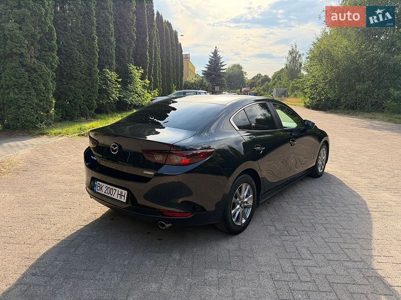 Седан Mazda 3 2019 в Ровно