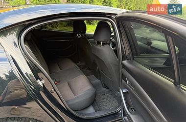 Седан Mazda 3 2019 в Ровно