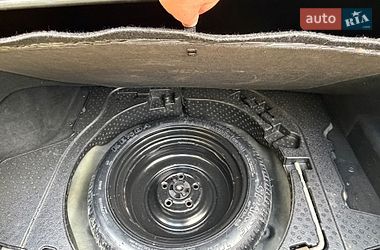 Седан Mazda 3 2019 в Ровно