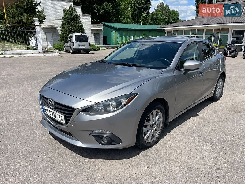 Хетчбек Mazda 3 2015 в Кременчуці