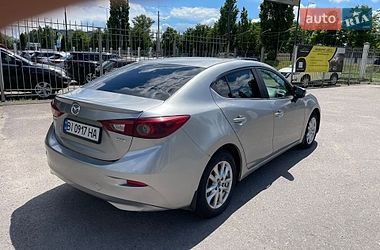 Хетчбек Mazda 3 2015 в Кременчуці