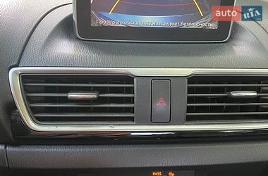 Хетчбек Mazda 3 2015 в Кременчуці