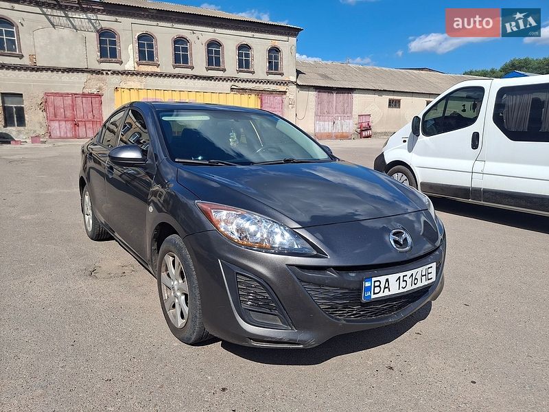 Седан Mazda 3 2010 в Кропивницькому