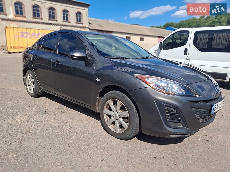 Седан Mazda 3 2010 в Кропивницькому