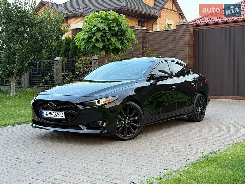 Седан Mazda 3 2023 в Черкассах