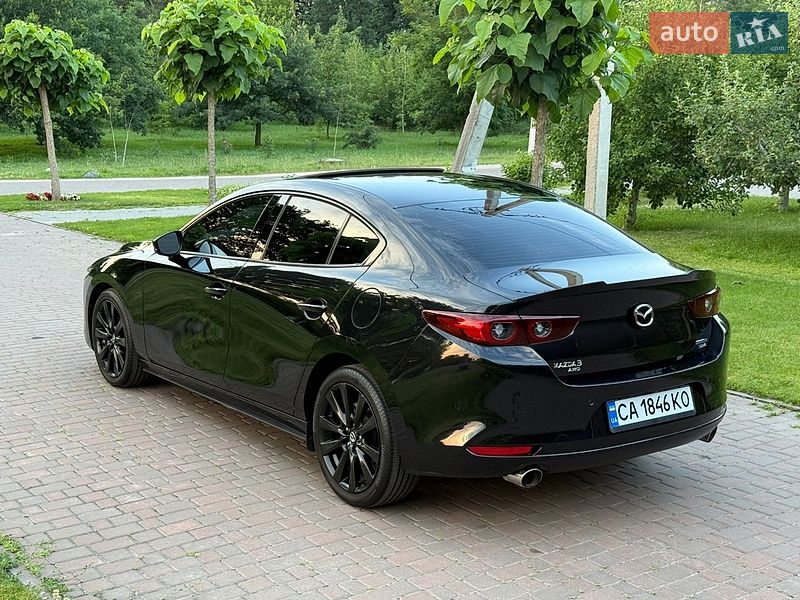 Седан Mazda 3 2023 в Черкассах