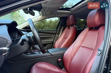 Седан Mazda 3 2023 в Черкассах