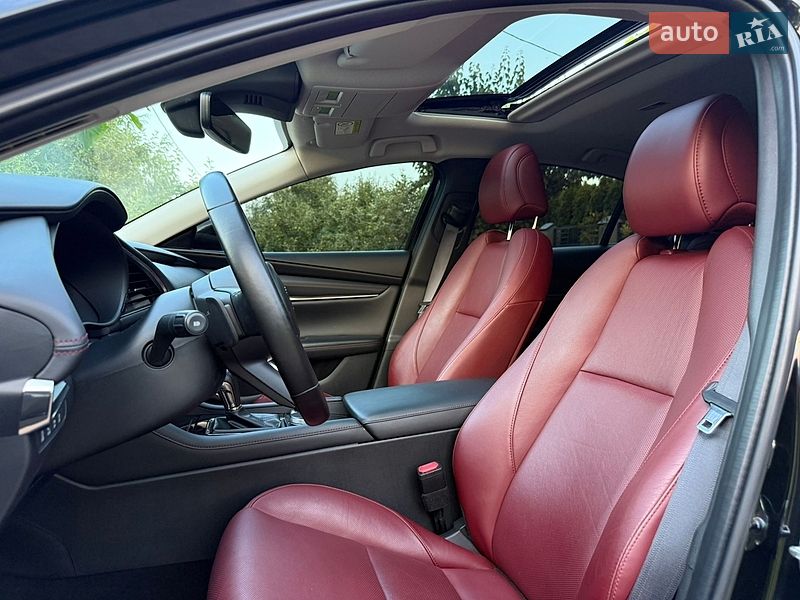 Седан Mazda 3 2023 в Черкассах