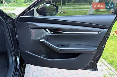 Седан Mazda 3 2023 в Черкассах