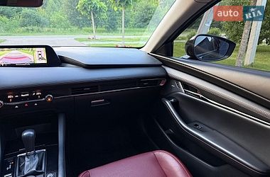 Седан Mazda 3 2023 в Черкассах