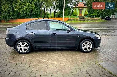 Седан Mazda 3 2005 в Івано-Франківську