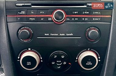 Седан Mazda 3 2005 в Івано-Франківську